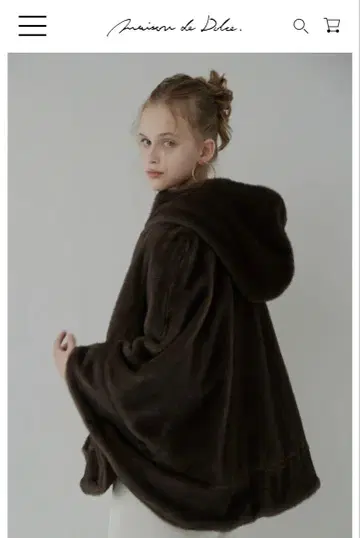 메종 드 돌체 후드 부착 다크 브라운 판초