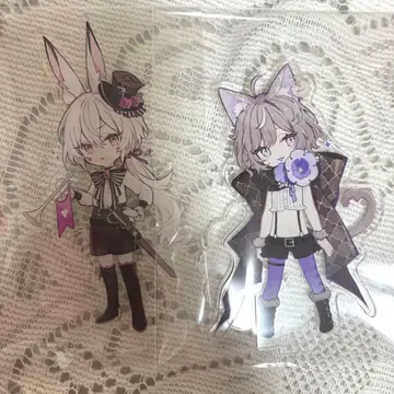 아카쿠라 개인전 미니 아크릴 스탠드 2점