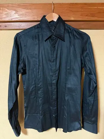 TORNADO MART 블랙 새틴 셔츠 M