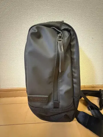 master-piece slick 슬링 백 블랙