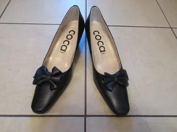 [ 미사용 ] COCA 이탈리아제 블랙 가죽 하이힐 펌프스