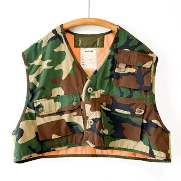 새상품급 etsinta 차오패닉 티피 카모플라주 퀼트 숏 베스트