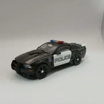 트랜스포머 피규어 RD-24 디셉티콘 바리케이드