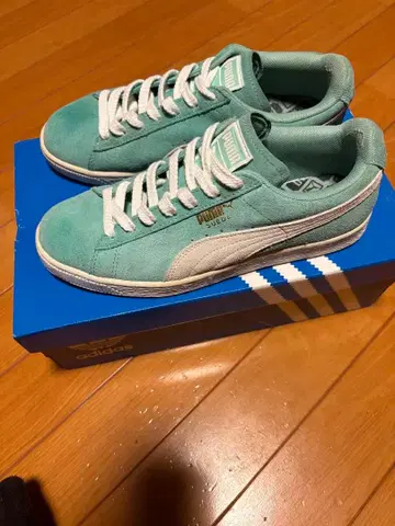 PUMA suede 그린 로우컷 스니커즈