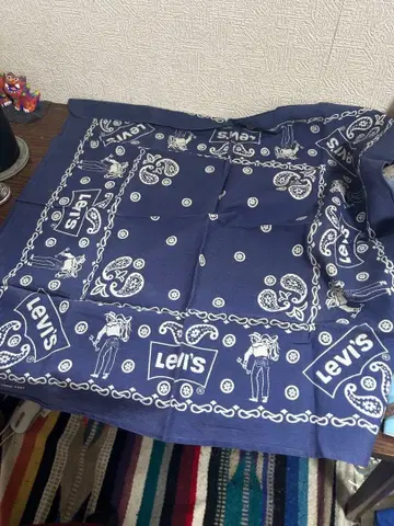 60's Levi's saddle man bandanna