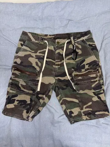 GODSPEED 카모 패턴 숏팬츠