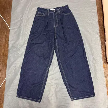 ACON 다크 네이비 L 사이즈 데님 팬츠