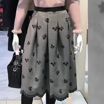 엠즈 그레이시 스커트