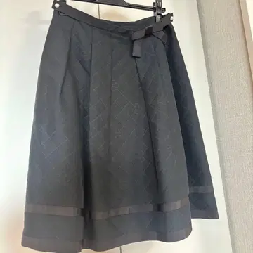 엠즈 그레이시 스커트