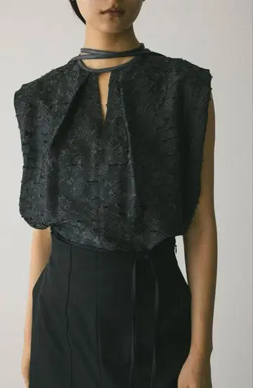 새상품급 스타일믹서 2WAY 자카드 초커 탑 그레이 프리 사이즈