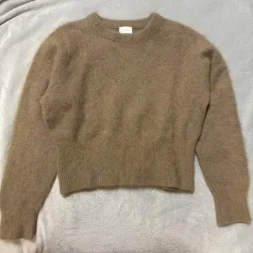 새상품급 그린 라벨 릴랙싱 헤어 리 컴팩트 니트 F