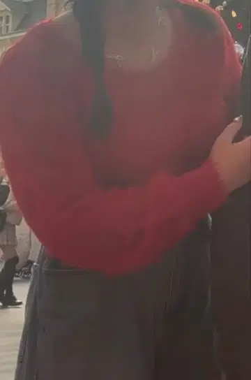 Heather 빨간색 니트 스웨터 F 사이즈