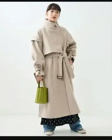 프릭스스토어 베이지 롱 코트 하이넥 벨트 포함