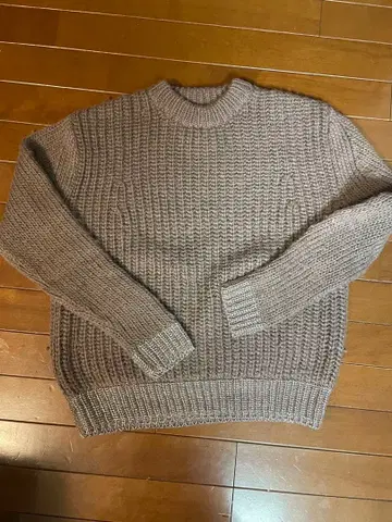 Kate Spade Saturday 베이지 크루넥 스웨터