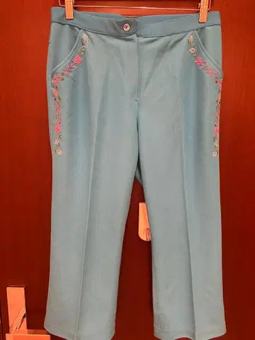 이타리야 스카이블루 꽃무늬 자수 팬츠 사이즈 11