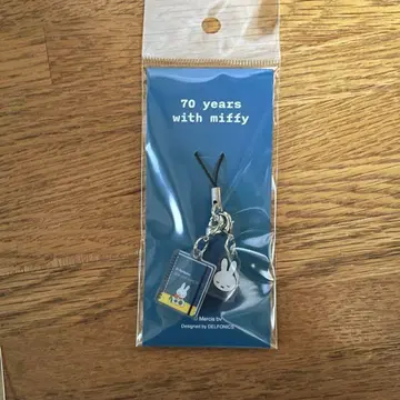 70주년 미피전 롤반 아크릴 참 2