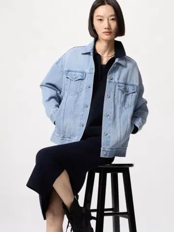 UNIQLO 데님 오버 사이즈 자켓 새상품급!