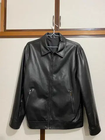 블랙 가죽 자켓