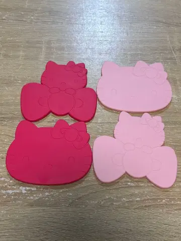 헬로키티 실리콘 코스터 4개 세트