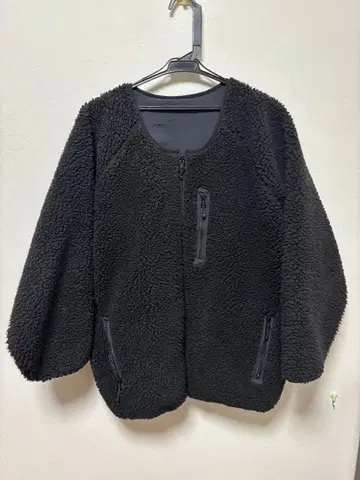 프릭스스토어 블랙 플리스 자켓 리버서블