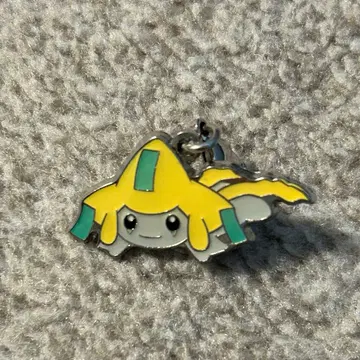 포켓몬 센터 한정판 쿠타리 3단 키링 지라치만