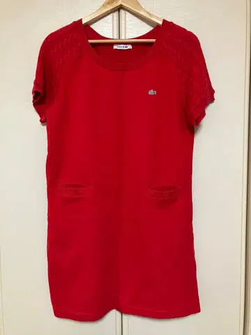 라코스테 레드 반팔 원피스 포켓 부착 40