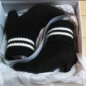 새상품 니트 부츠 블랙 M 블랙 니트 도킹 부츠 삭스 부츠