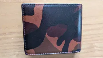 카모 패턴 가죽 접이식 지갑