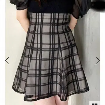 MERCURYDUO 시어 체크 백 레이스업 미니 치마바지 블랙