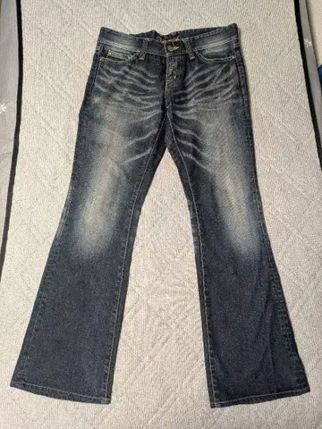 부츠컷 데님 플레어 데님 블루