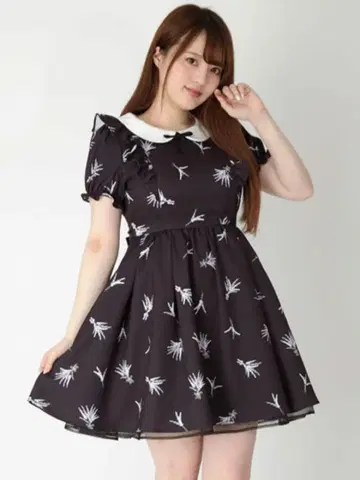 앙크루즈 라벤더 부케 프릴 퍼프 OP