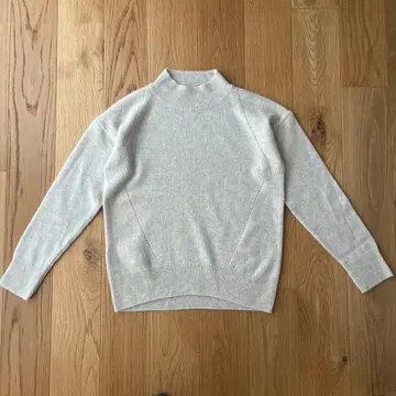 콩트와르 데코토니에 UNIQLO 캐시미어 모크넥 스웨터 L 사이즈
