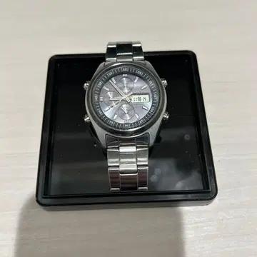 CASIO WVA-500 솔라 디지털 시계