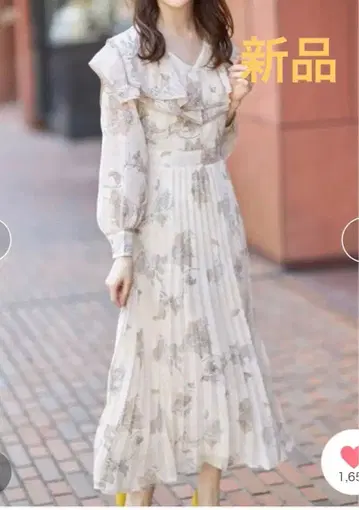 빅 칼라 뉘앙스 플라워 프린트 플리츠 원피스