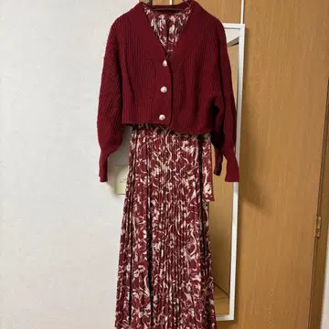 버건디 플로럴 원피스 세트