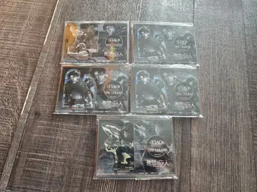 진격의 거인 자켓 패턴 아크릴 스탠드 리바이