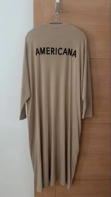 Americana 하이넥 사이드 ZIP 맨투맨 원피스