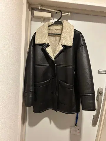 인조 가죽 보아 자켓