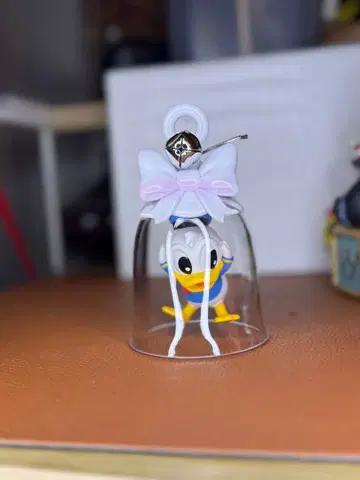 Pop mart 도널드 덕 클리어돔 키링