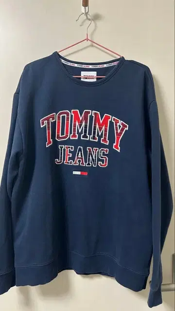 TOMMY JEANS 네이비 트레이닝복 M 사이즈
