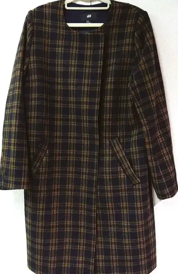 [ H&M ] 체크 무늬 롱 코트