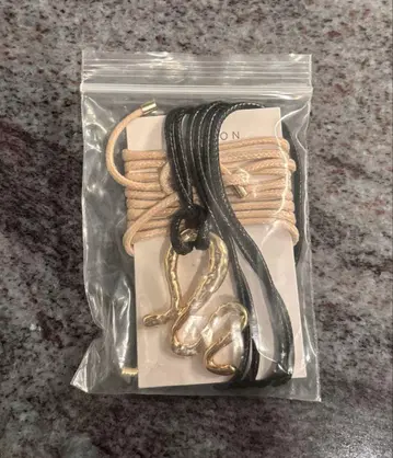 CHIGNON 스네이크 탑 목걸이 & 브로치 미사용 새상품