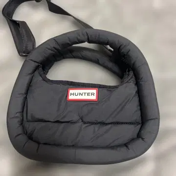 HUNTER 블랙 숄더백