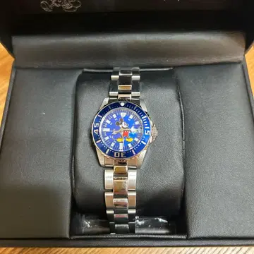 Invicta 미키마우스 손목시계