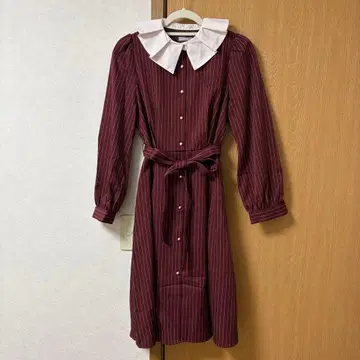 axes fewme 버건디 스트라이프 원피스