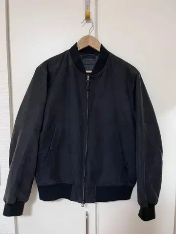 유니클로 MA-1 블루종 스웨이드 느낌