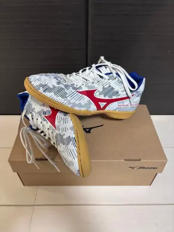 미즈노 모나르시다 네오 사라인 풋살화