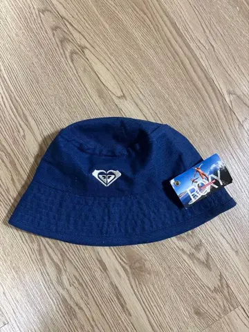 ROXY 네이비 버킷햇 F (프리)