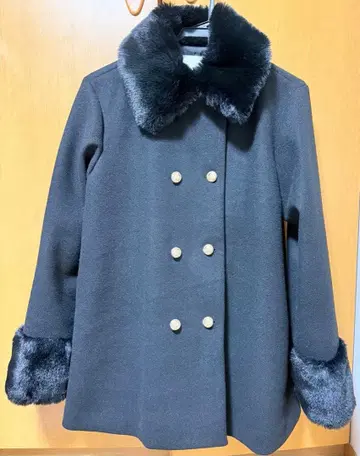 Cherimi 퍼 블랙 코트 S 사이즈