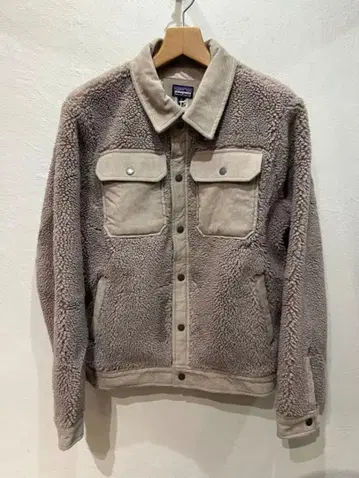 단종! 새상품 patagonia 레트로X 트래커 자켓 XS 사이즈